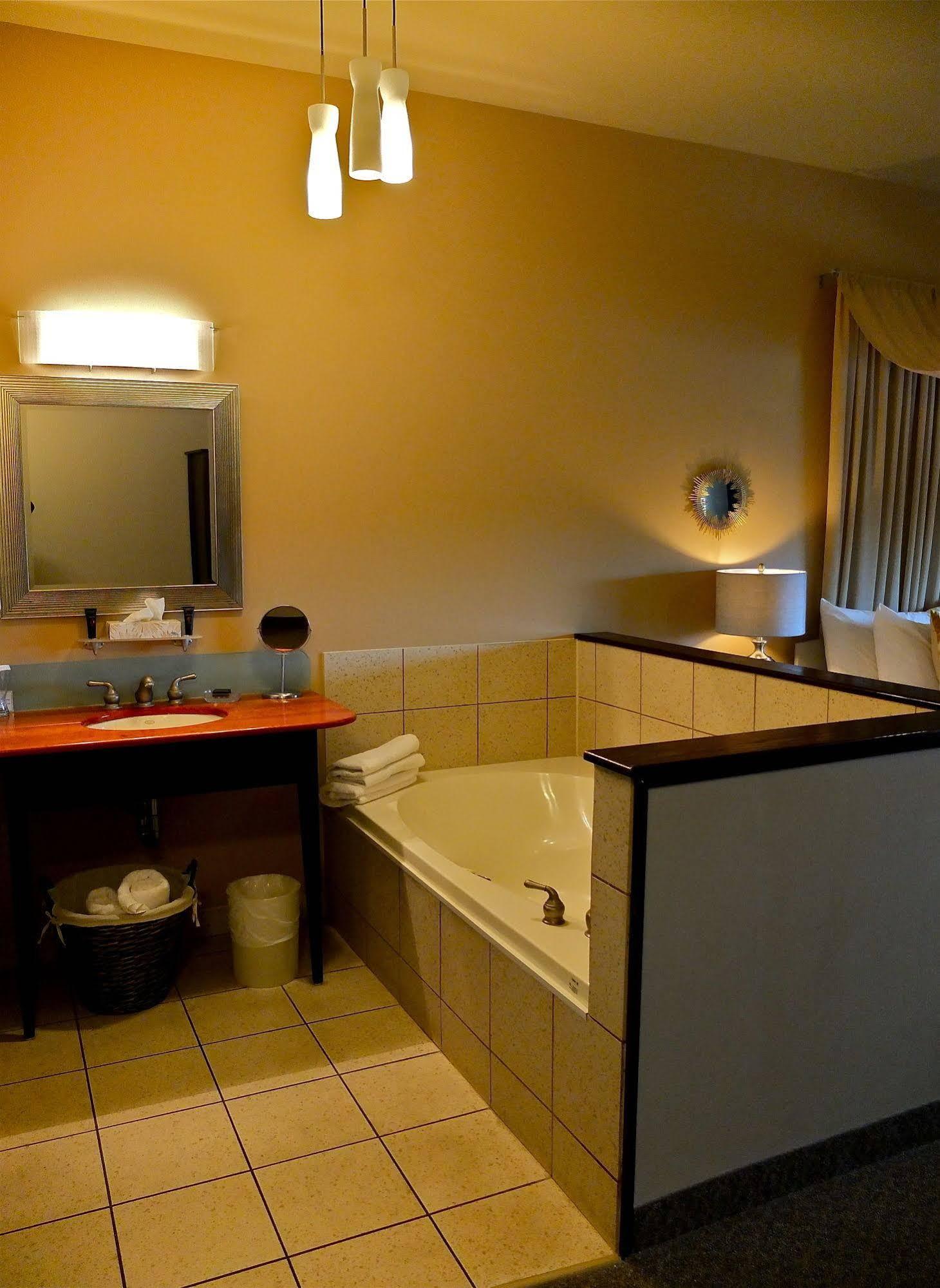 Mercer Hotel Downtown; BW Premier Collection Hotel Stratford