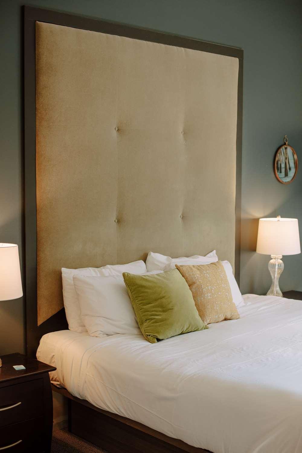 Mercer Hotel Downtown; BW Premier Collection Hotel Stratford