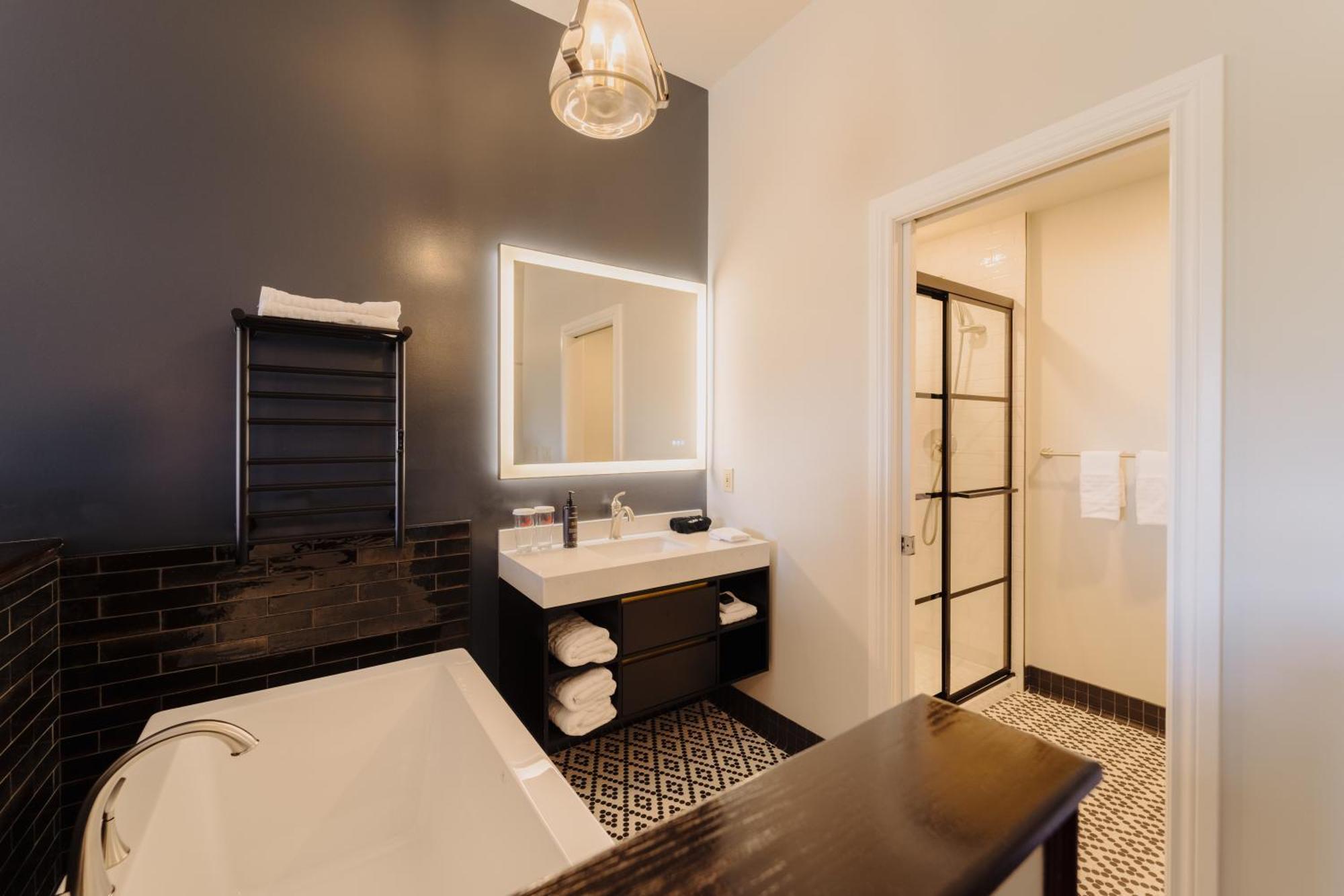 Mercer Hotel Downtown; BW Premier Collection Hotel 3*
